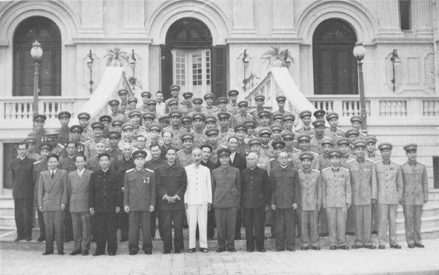 Thiếu tướng Hoàng Thế Thiện- Tấm gương đoàn kết Việt - Lào (1)