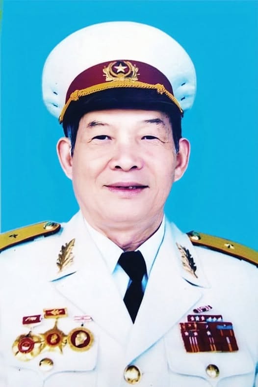 CAO XUÂN KHUÔNG 