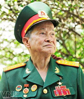 Anh hùng Tư Cang:  Cánh chim đầu đàn của mạng lưới tình báo Sài Gòn