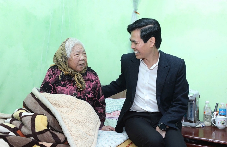 Mẹ Nguyễn Thị Kim - Bà mẹ Việt Nam anh hùng