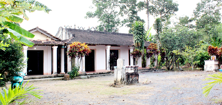 Di tích đình Cẩm Vinh