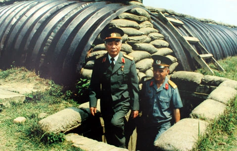 anh hùng Võ Nguyên Giáp  (1)