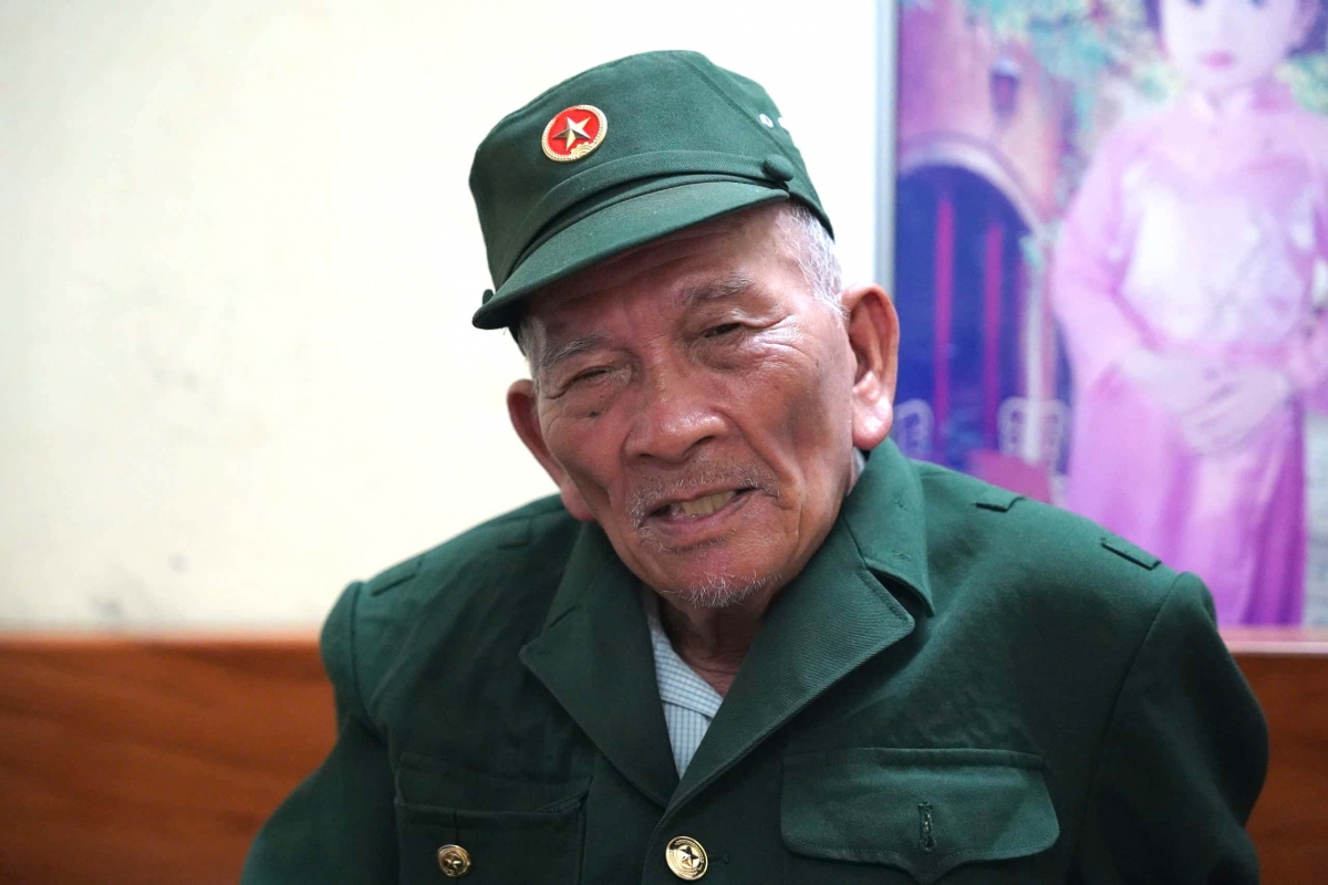 Trần Văn Thanh - Người lính và chiếc bi đông nước