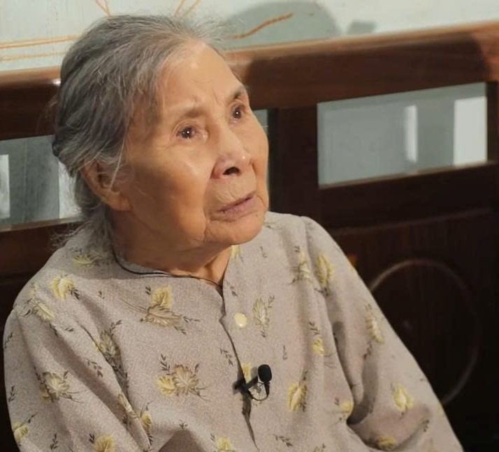 Mẹ Lửa anh hùng