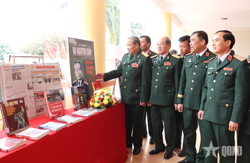 131 lần xung kích diệt căn cứ địch