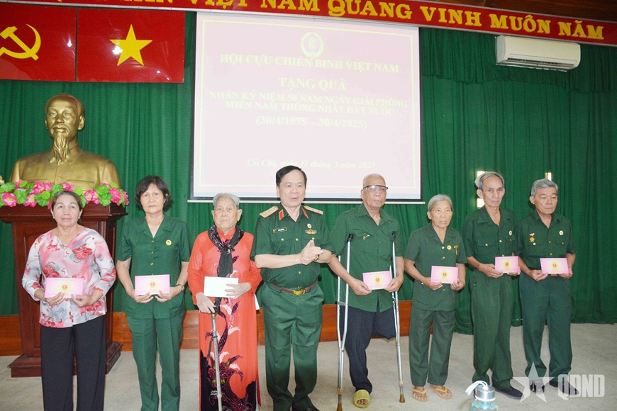 Địa đạo Củ Chi độc đáo, kiên cường