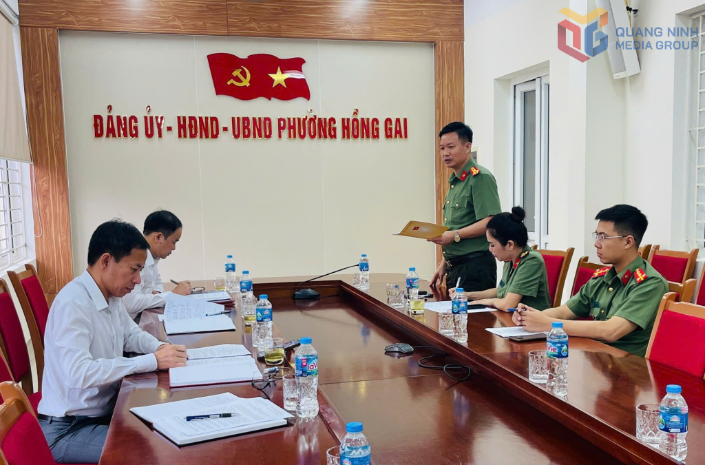 Bảo vệ vững chắc an ninh chính trị nội bộ (2025)
