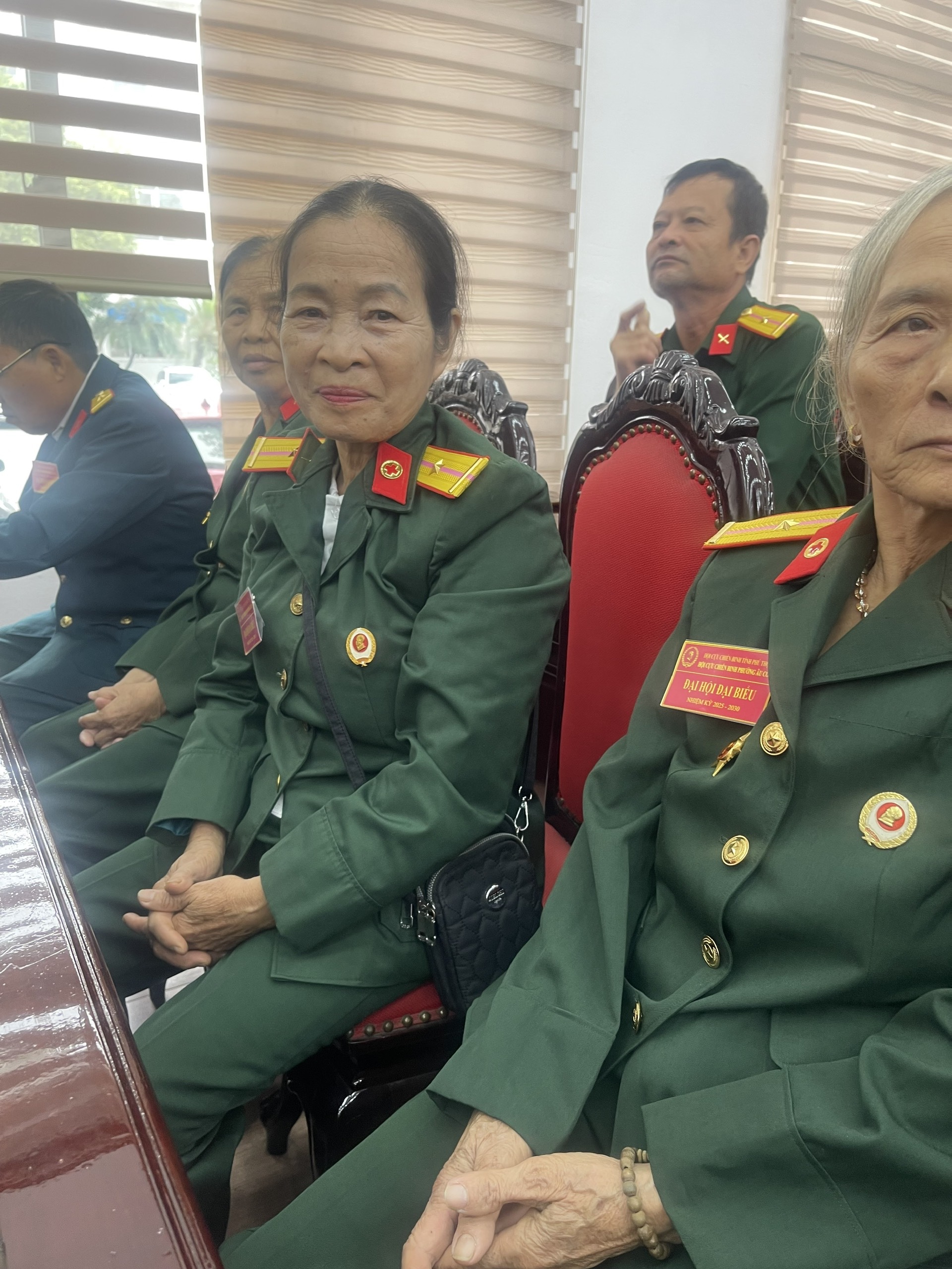 9 cô gái một thời hoa lửa
