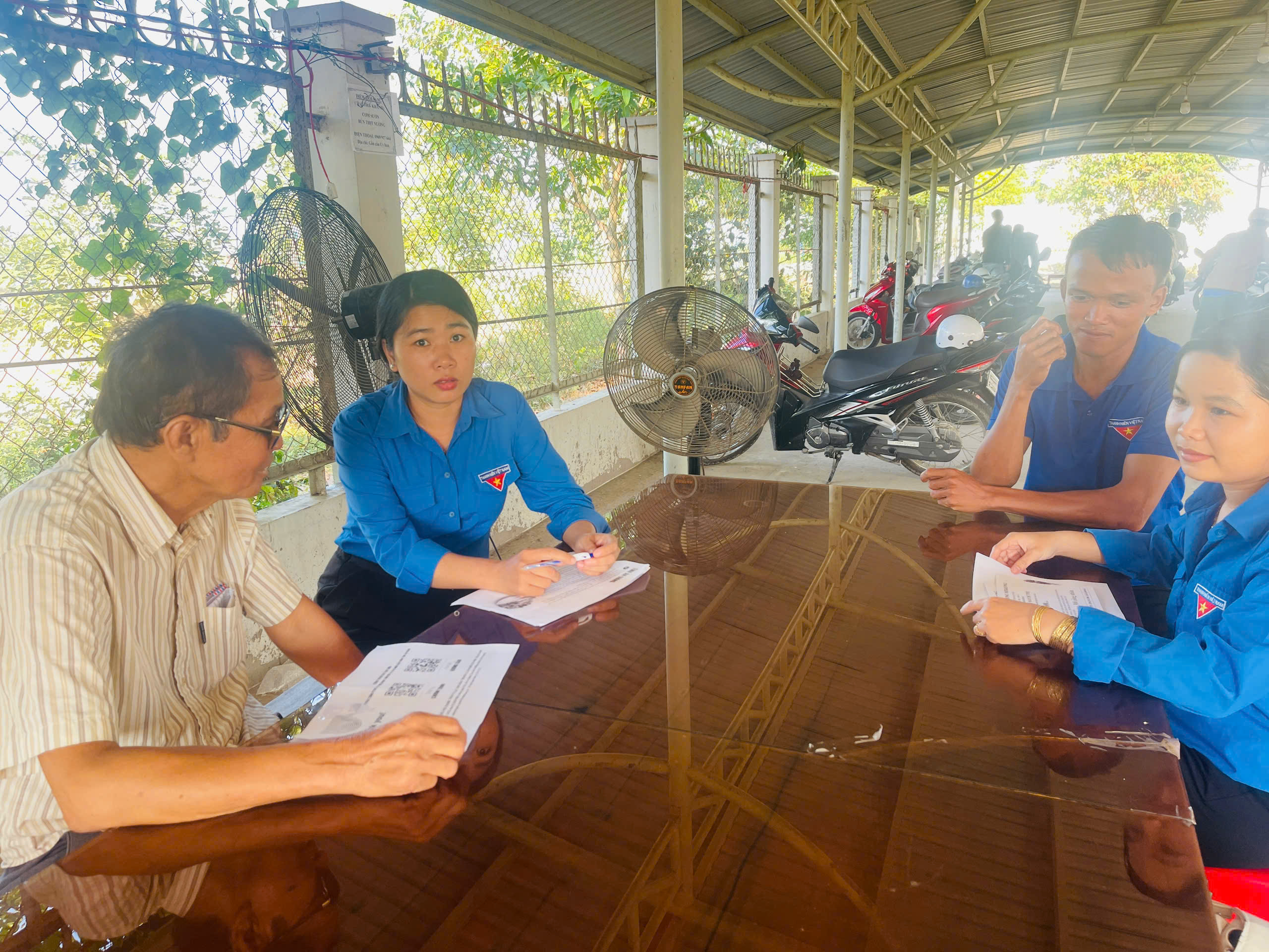 Hành trình vượt khó vươn lên thoát nghèo bền vững và tinh thần quyết tâm làm giàu chính đáng trên mảnh đất quê hương của cựu chiến binh Lê Văn Mến bằng mô hình nông nghiệp công nghệ cao