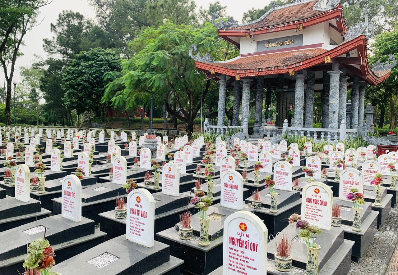 Nghĩa trang Trường Sơn – Nơi những người lính trẻ nằm lại