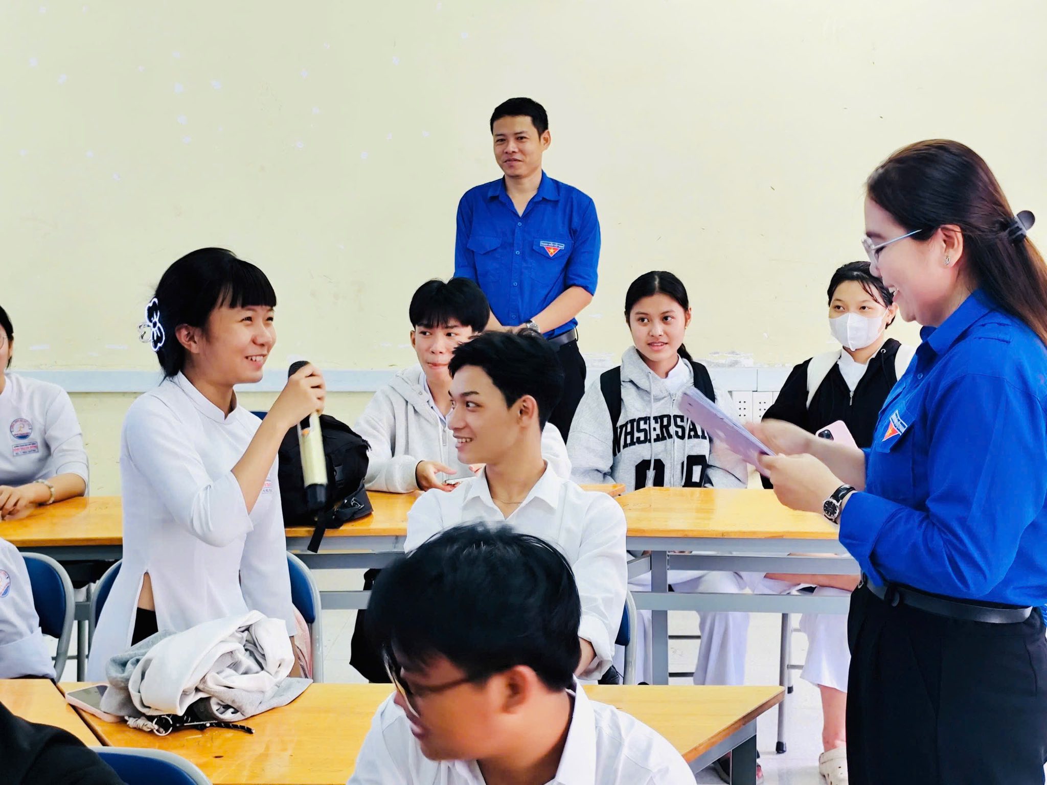 tuyên truyền về Chiến dịch Hồ Chí Minh