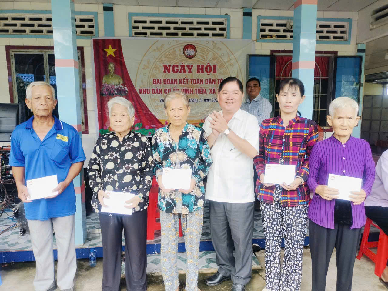 SÔI NỔI NGÀY HỘI ĐẠI ĐOÀN KẾT TOÀN DÂN TỘC XÃ VĨNH TUY NĂM 2025