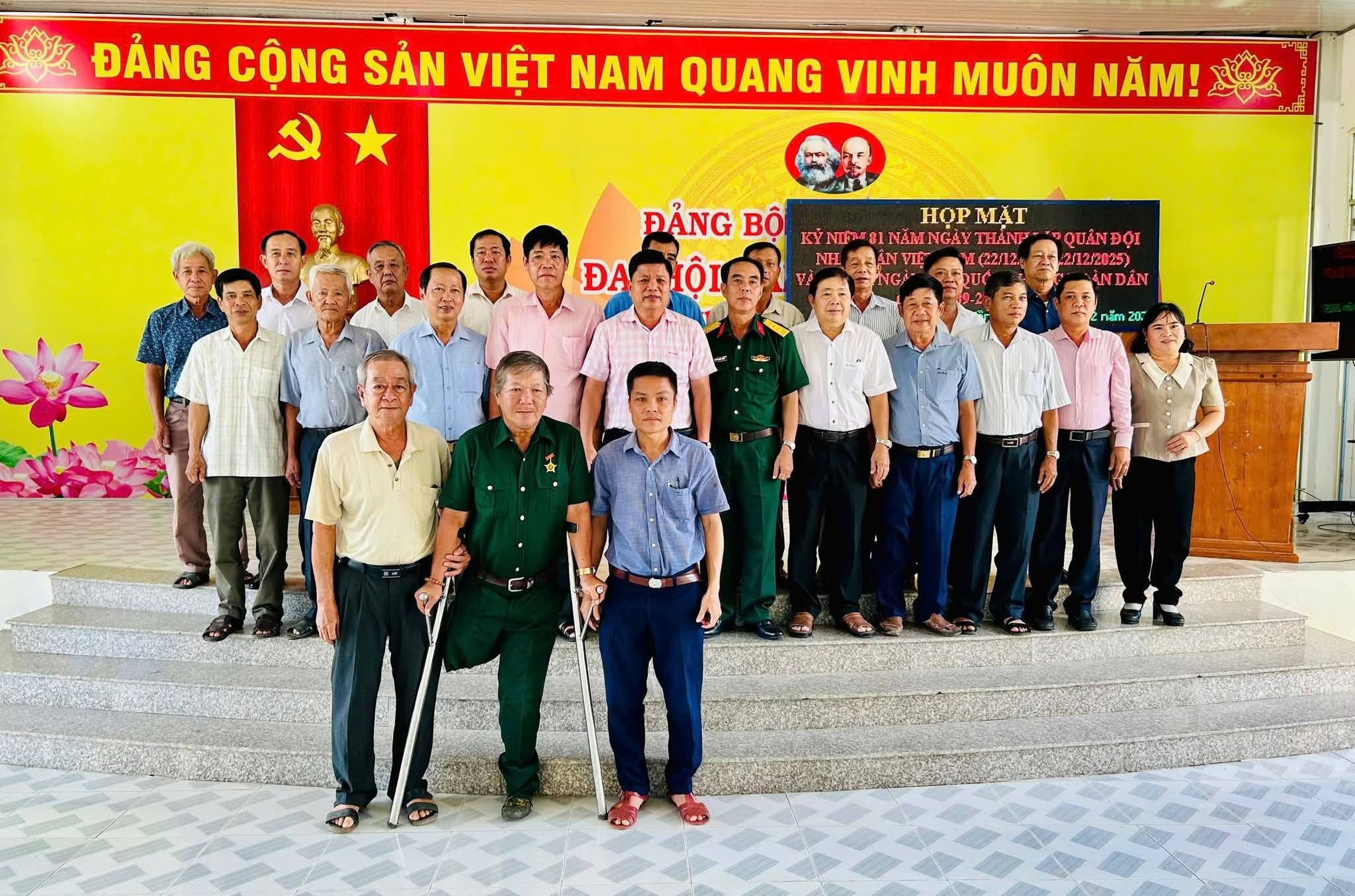 KỶ NIỆM 81 NĂM NGÀY THÀNH LẬP QUÂN ĐỘI NHÂN DÂN VIỆT NAM (22/12/1944 - 22/12/2025) VÀ 36 NĂM NGÀY HỘI QUỐC PHÒNG TOÀN DÂN 