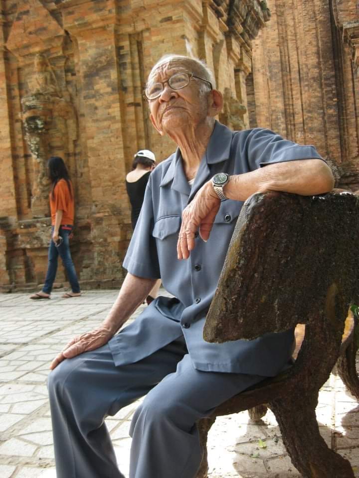 NGƯỜI CỰU CHIẾN BINH GIÀ LÊ VĂN CỰU