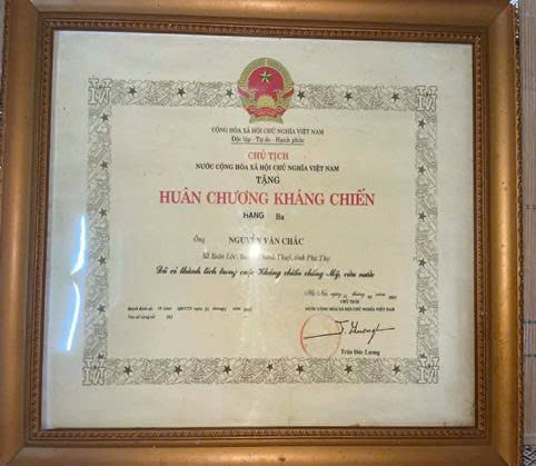 Người lính đi qua "Điện Biên Phủ trên không" 
