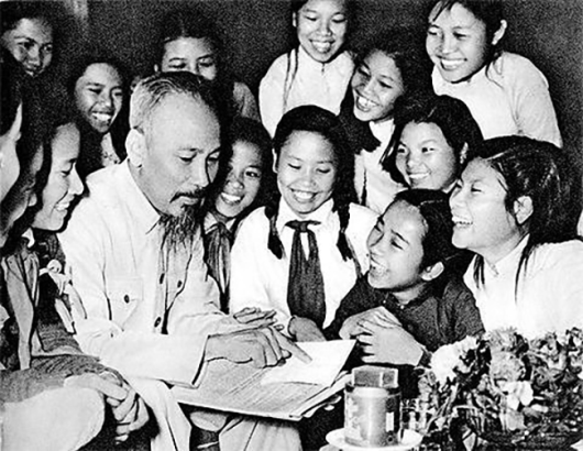 Xây dựng nền giáo dục toàn diện, lấy mục tiêu phục vụ Tổ quốc và nhân dân theo tư tưởng Hồ Chí Minh (Kỳ 1)