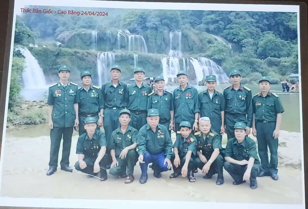 CHI ĐOÀN TRƯỜNG THCS YÊN ĐỎ-CCB TRẦN MINH LỢI