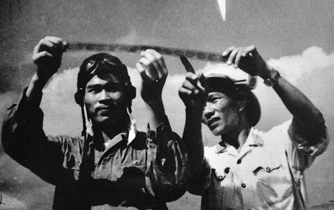 Anh hùng phi công Nguyễn Văn Bảy: Huyền thoại của bầu trời