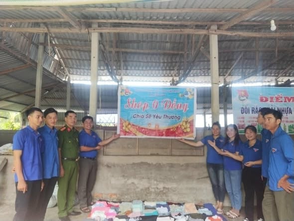 Mô hình "Shop 0 đồng-Chia sẽ yêu thương
