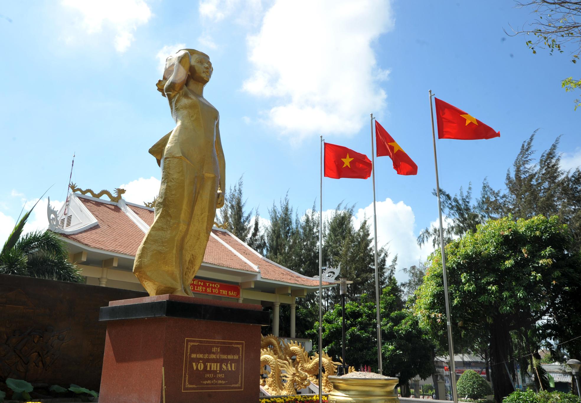 Người con gái anh hùng Võ Thị Sáu