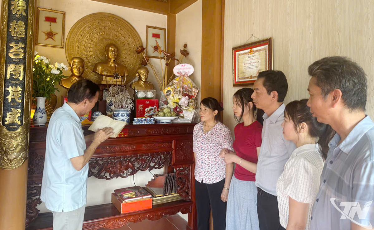 Vũ Xuân (1945-13/5/1974) - Người con ưu tú của Thái Nguyên, là tấm gương tiêu biểu của thanh niên Thái Nguyên trong kháng chiến.
