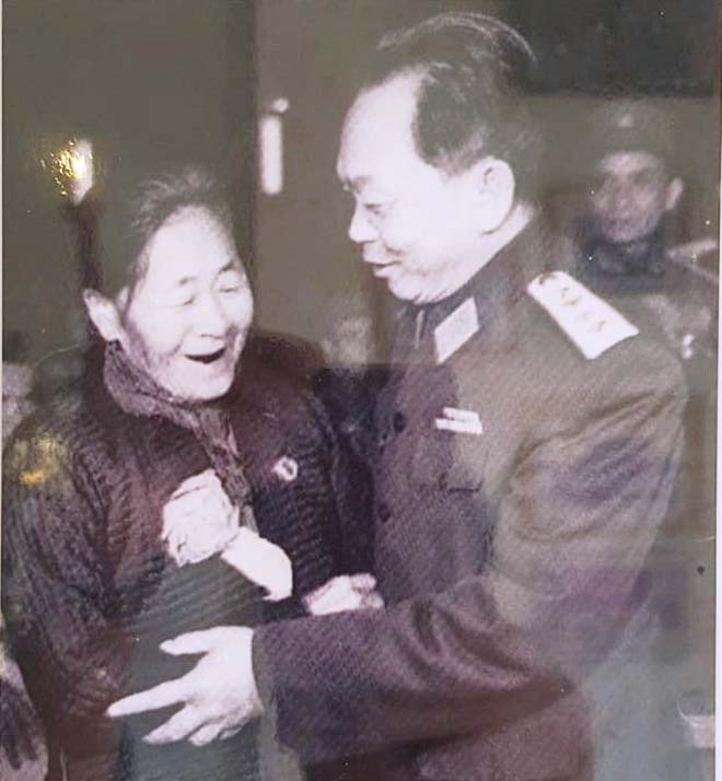 Mẹ Suốt – Dòng Sông Anh Hùng, Tấm Lòng Bất Tử