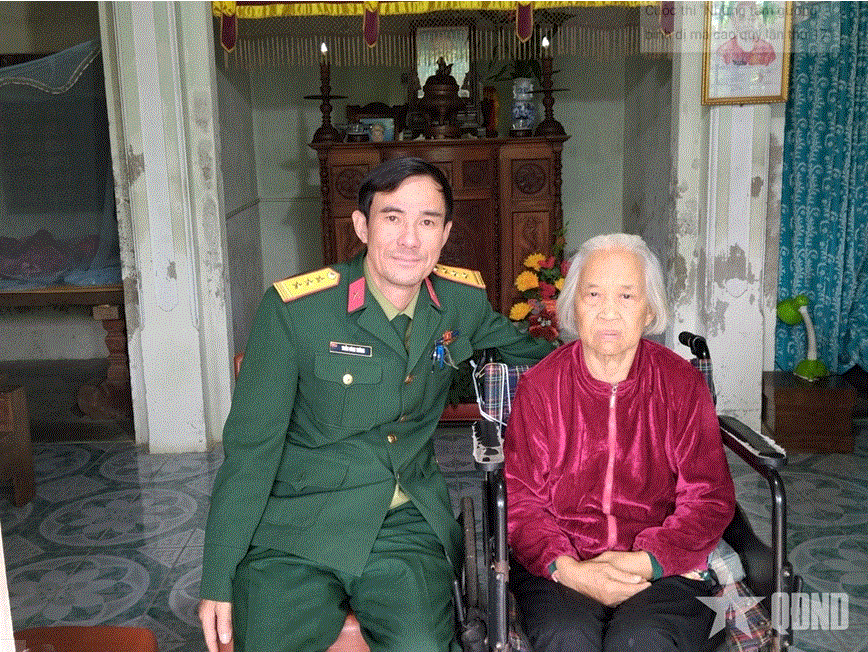 Mẹ Việt Nam anh hùng Trần Thị Huyến: “Người mẹ nào cũng giữ con lại, lấy ai chiến đấu bảo vệ Tổ quốc”