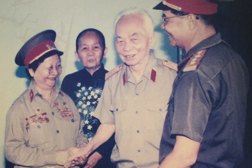 CHIẾN SĨ BIỆT ĐỘNG THÀNH, BÀ MẸ VIỆT NAM ANH HÙNG NGUYỄN THANH TÙNG