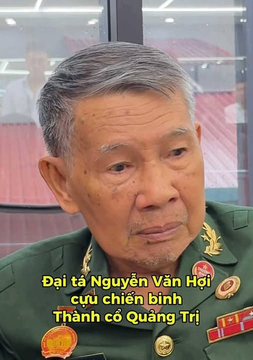 "Thành cổ rộng, nhưng đồng đội tôi nằm chật..." 