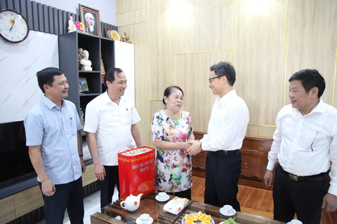 Nữ Anh hùng cắm tiêu hơn 1.200 quả bom nơi "yết hầu" Ngã ba Đồng Lộc