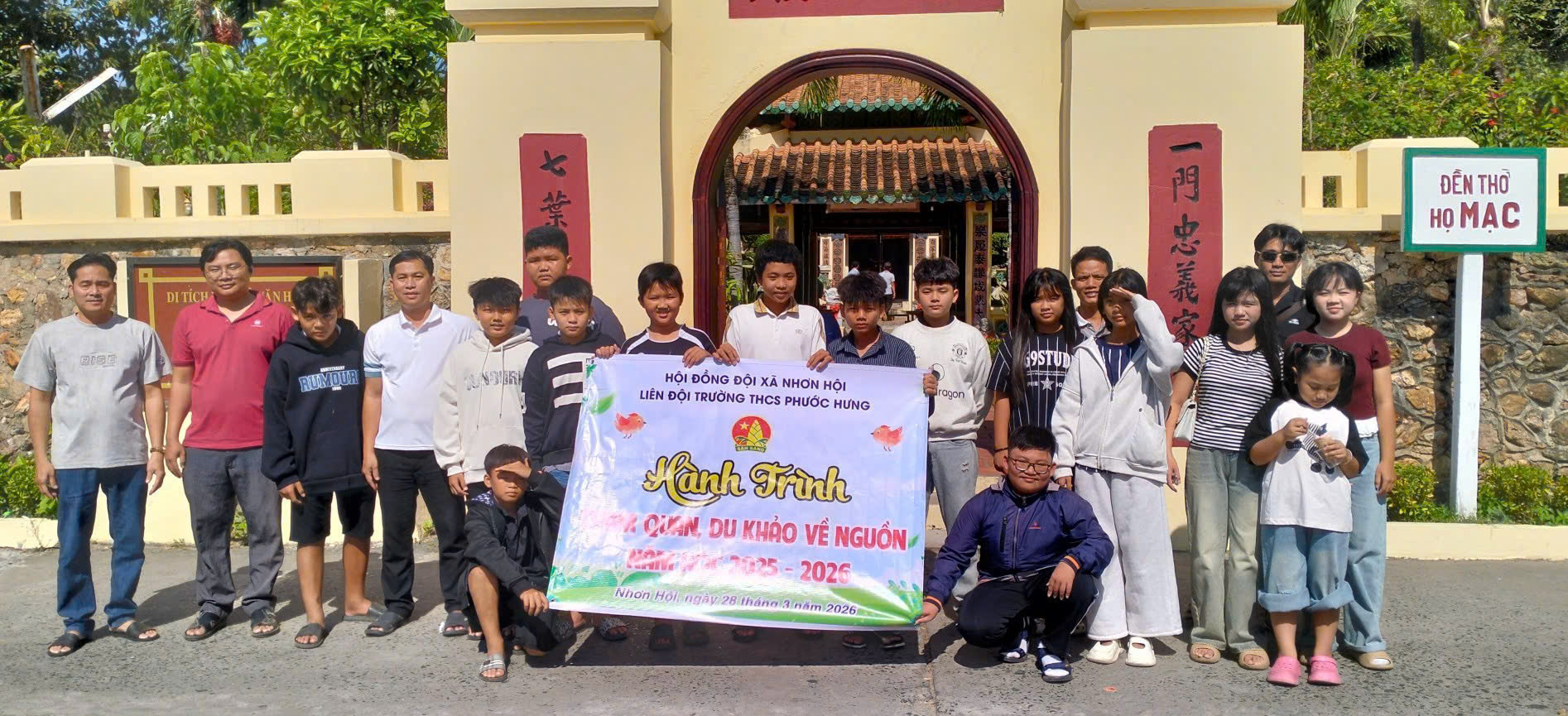 Liên đội Trường THCS Phước Hưng đã tổ chức hoạt động trải nghiệm tham quan di tích lịch sử 