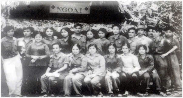 Người bác sĩ anh hùng trên tuyến lửa Trường Sơn- Tạ Lưu