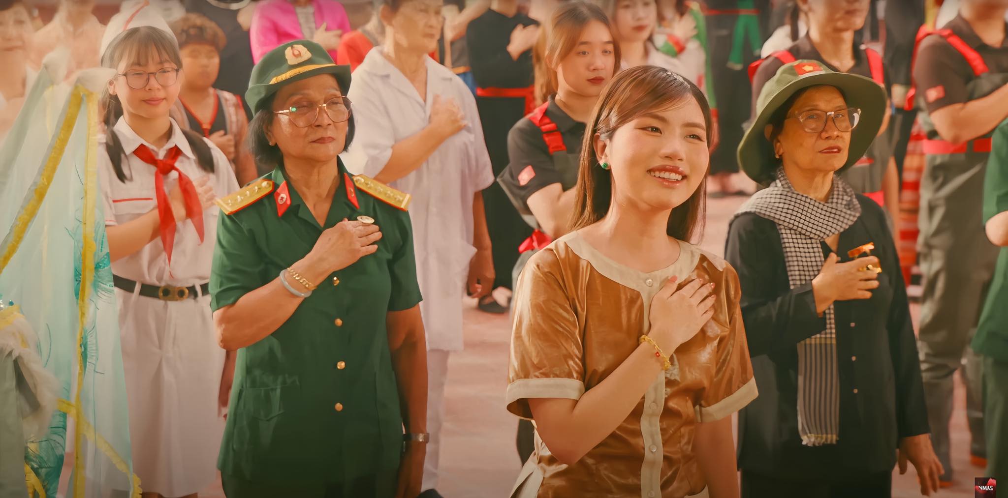 TỰ HÀO VIỆT NAM
