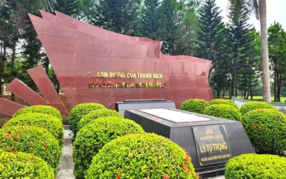 Anh hùng Lý Tự Trọng - tấm gương sáng cho các thế hệ thanh niên noi theo