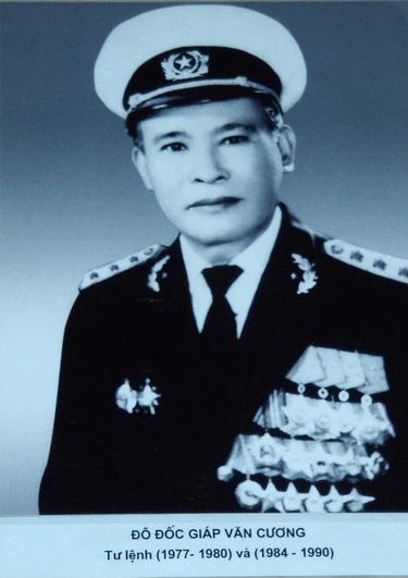 Anh hùng Lực lượng Vũ trang nhân dân : Giáp Văn Cương
