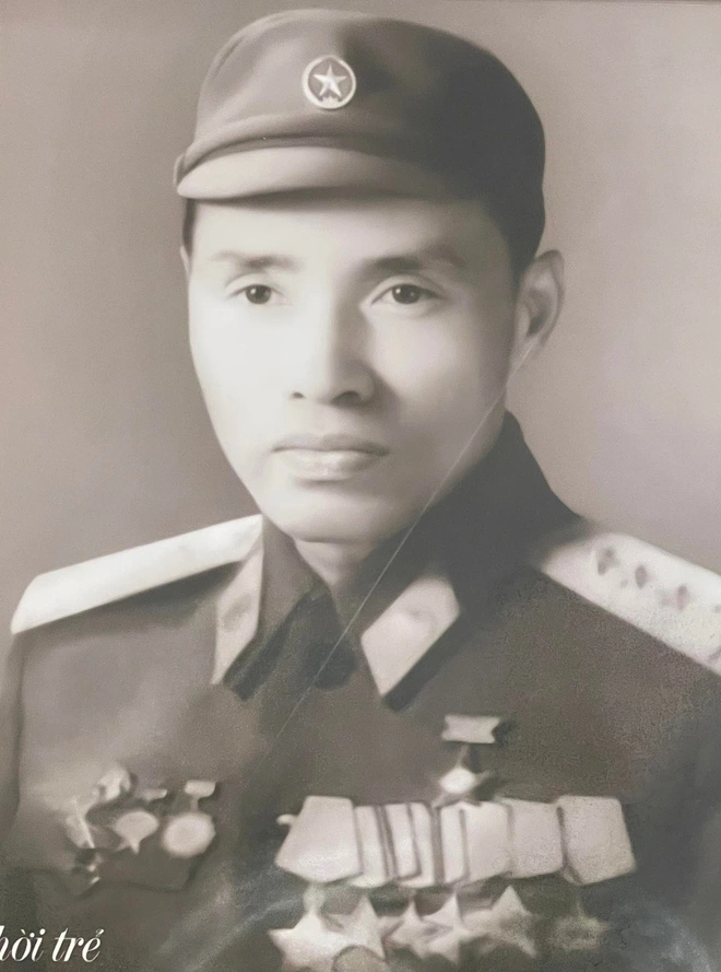 THIẾU TƯỚNG HOÀNG ĐAN VỊ TƯỚNG TRÍ DŨNG SONG TOÀN