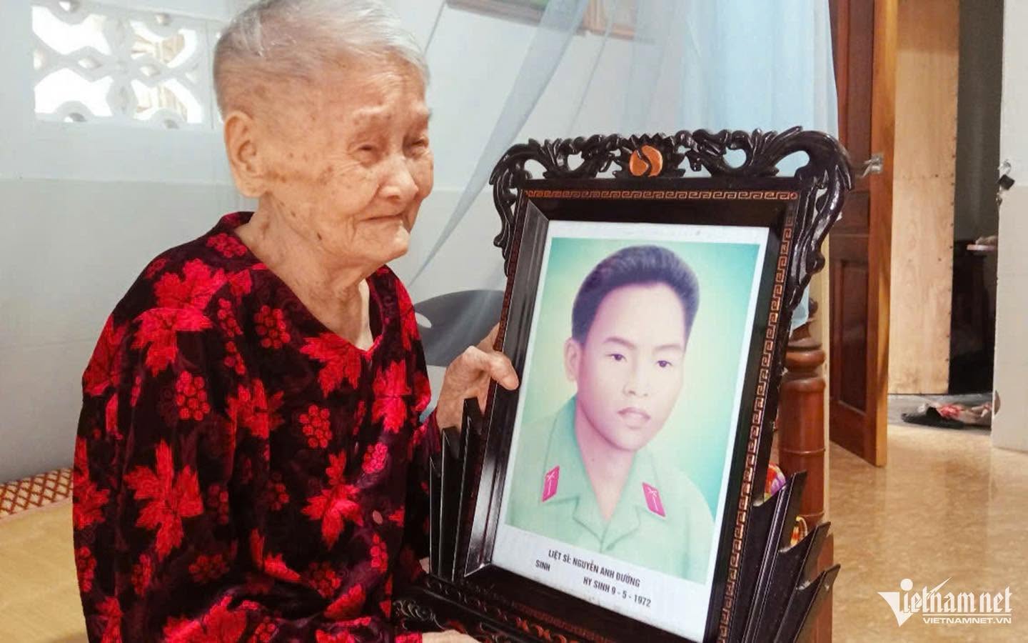 Mẹ VNAH Nguyễn Thị Ngụ - Ngọn đèn trước ngõ