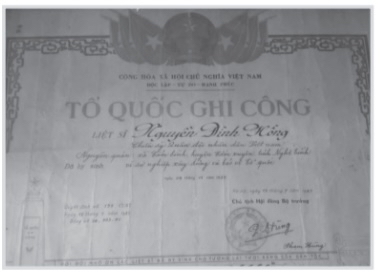  NGUYỄN ĐÌNH HỒNG - "Ngọn Đèn Không Tắt Giữa Biên Cương