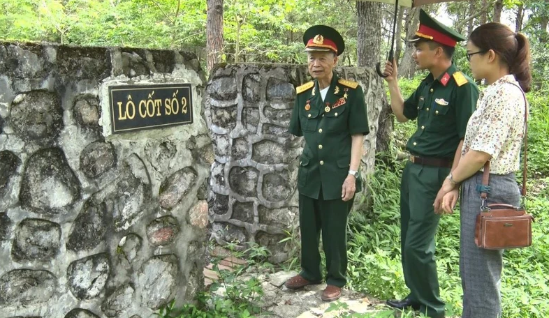 Anh hùng La Văn Cầu -Trái tim còn đập còn chiến đấu 