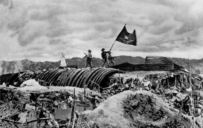 "ĐIỆN BIÊN PHỦ TRÊN KHÔNG" NHỮNG KÝ ỨC KHÔNG THỂ NÀO QUÊN