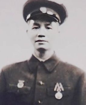NHÀ CÁCH MẠNG NGUYỄN NGỌC XUÂN 
