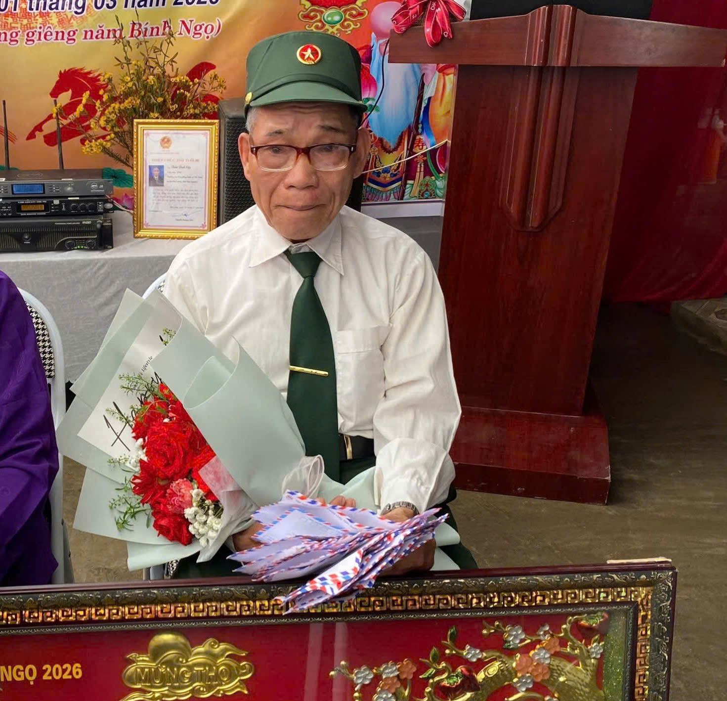 Đoàn trường THPT Tức Tranh - Cựu chiến binh Trần Đình Cấp