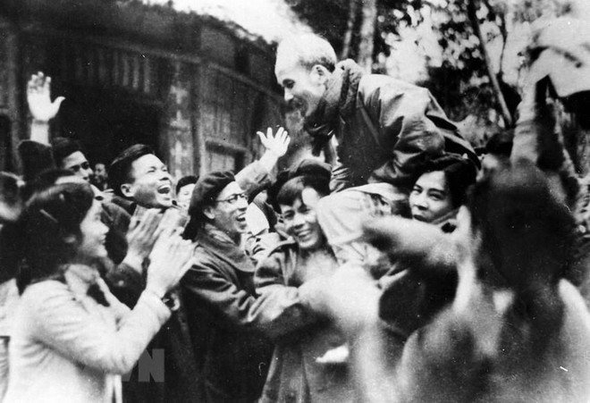 Kinh nghiệm xây dựng thế trận lòng dân trong lịch sử Việt Nam