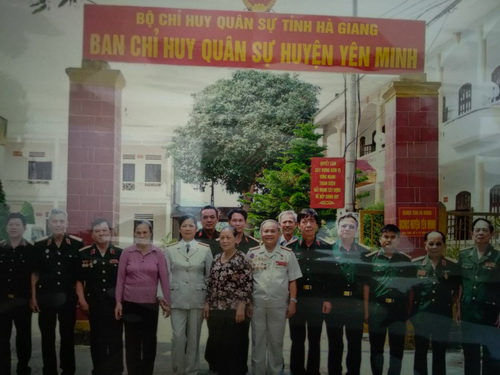 Người anh hùng 10 lần lên bàn mổ