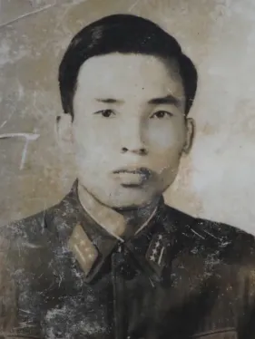 Anh hùng Nguyễn Viết Sinh