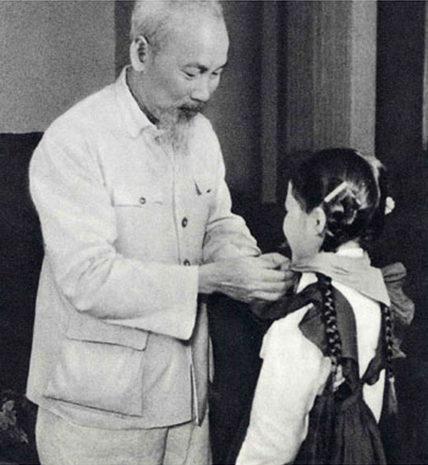 Ngọn đèn trong đêm