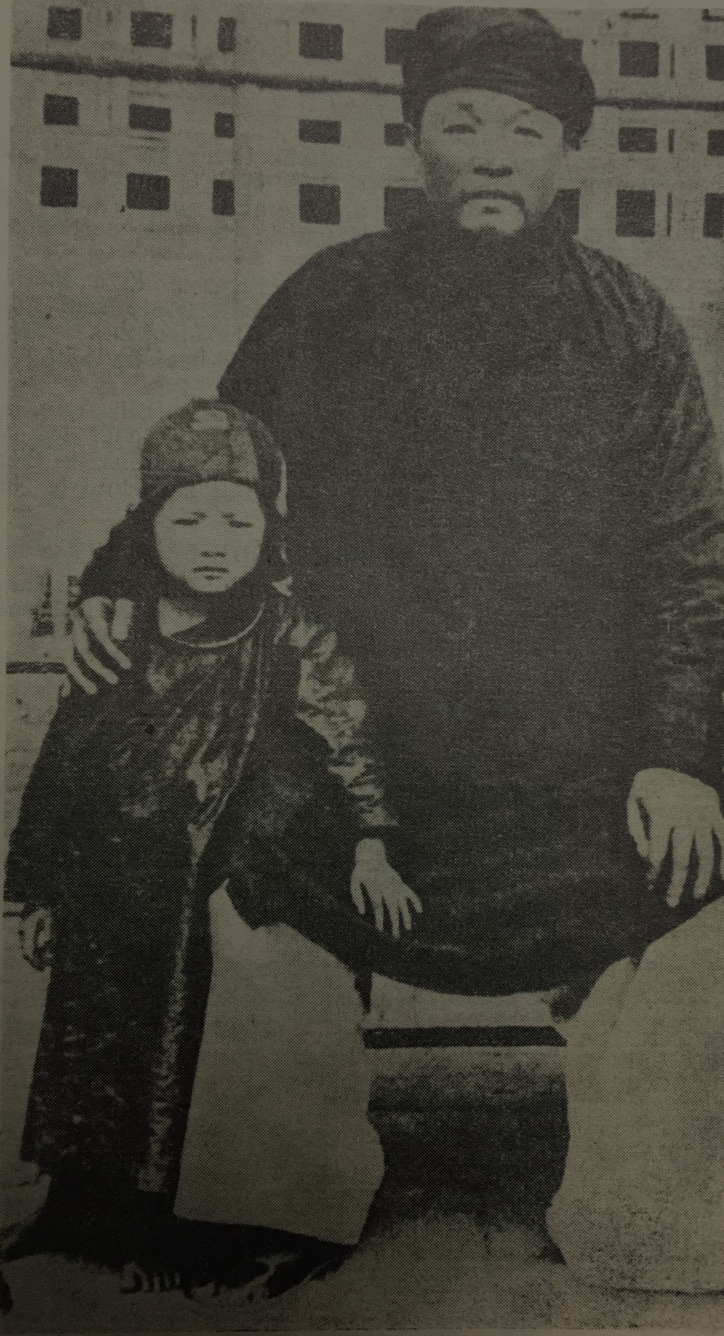HOÀNG HOA THÁM – HÙM THIÊNG YÊN THẾ