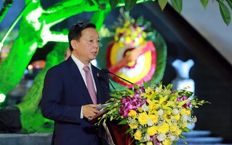 LỊCH SỬ VÀ DÂN TỘC VIỆT NAM MÃI MÃI GHI NHỚ, TỰ HÀO  CÁC THẾ HỆ CHA ÔNG
