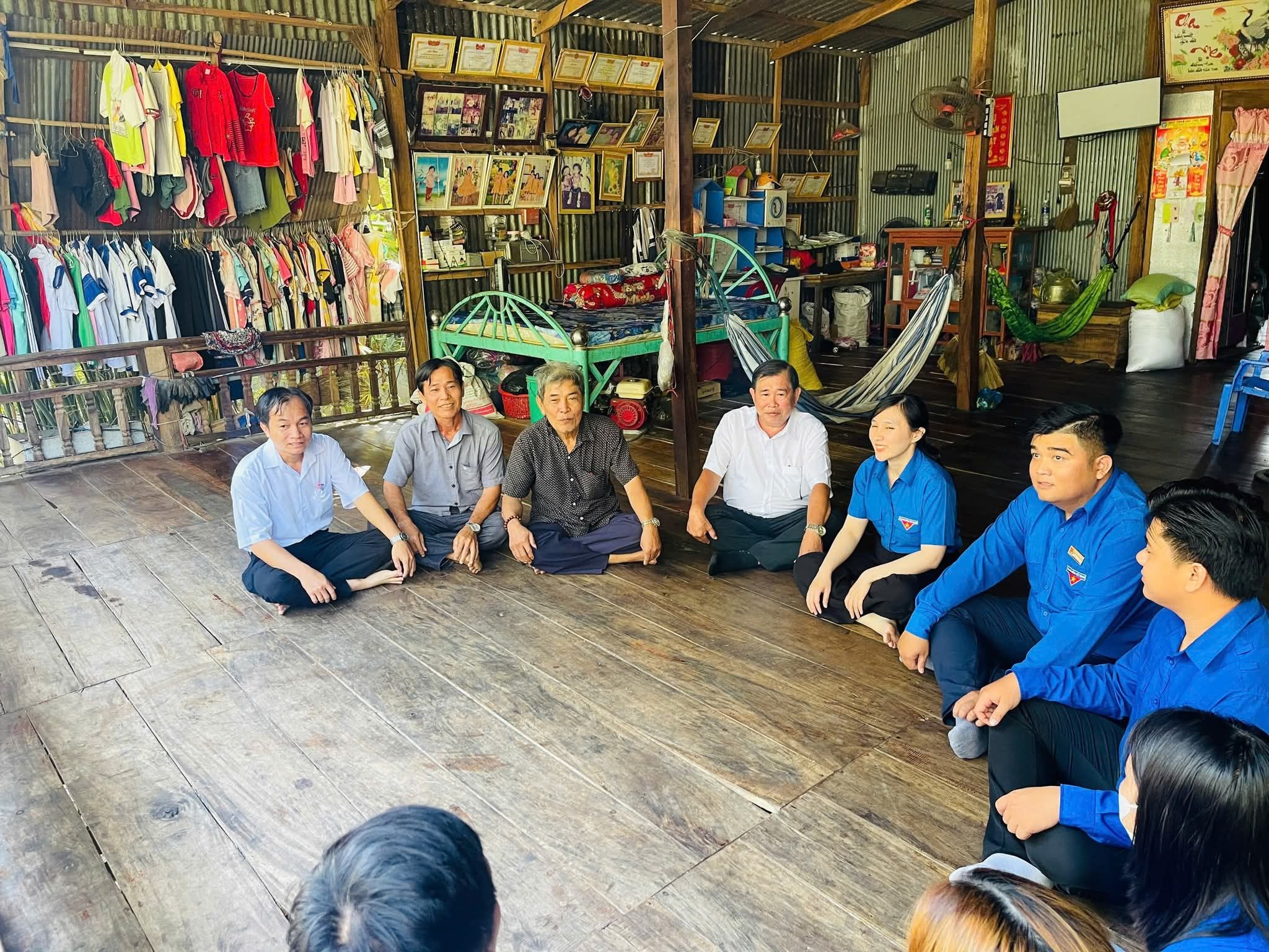 CHÚ PHẠM VĂN LƯNG – BẢN LĨNH NGƯỜI MỞ ĐƯỜNG NƠI TUYẾN LỬA