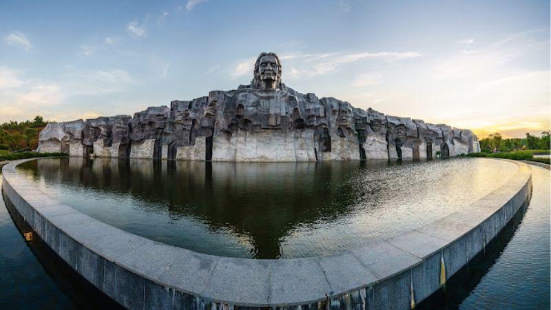 MẸ VIỆT NAM ANH HÙNG NGUYỄN THỊ THỨ